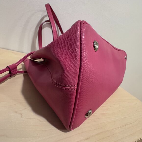 👜 Coach Peyton Leather Drawstring Carryall Bag Pomegranate - Picture 7 of 12